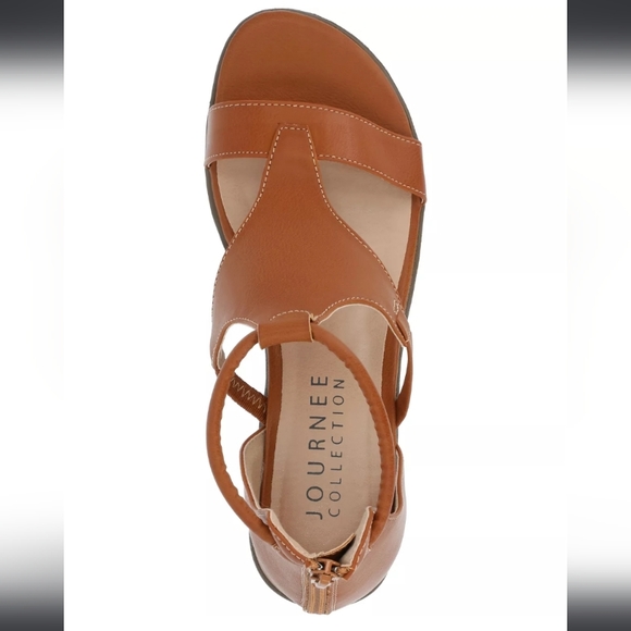 Journee Collection Trayle Sandal Wedge Brown 6.5 WIDE - Picture 4 of 11